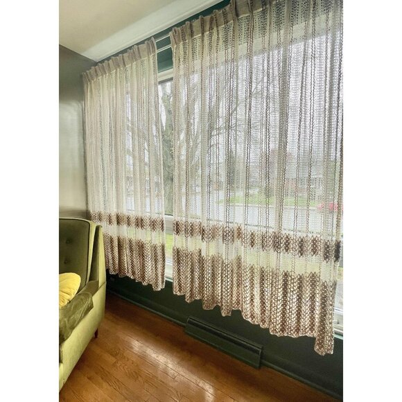 Vintage 1970s pleated curtain, beige brown mesh with tieback, open weave, for 1 - Picture 1 of 10